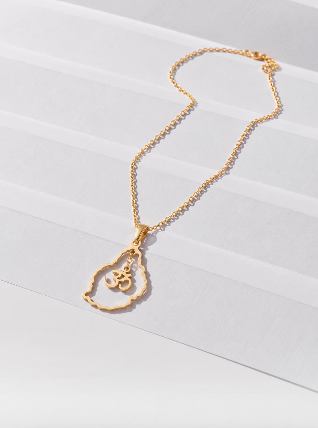 Sacred Roots Pendant - ॐ